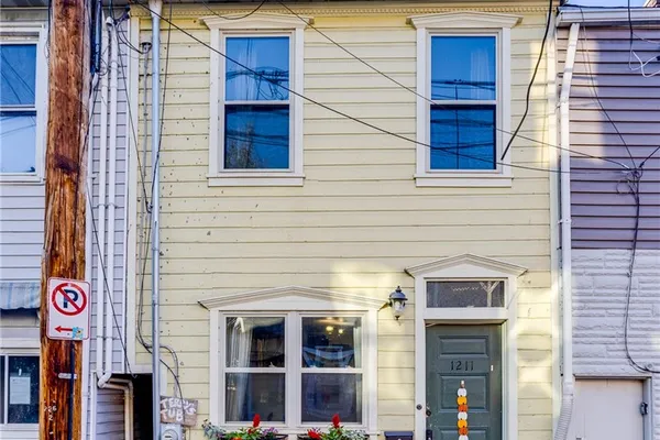 1211 VETO ST