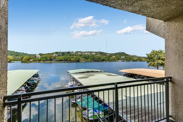 1500 SCENIC DR 106