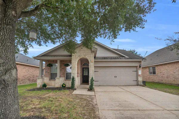15335 RIFORD DR