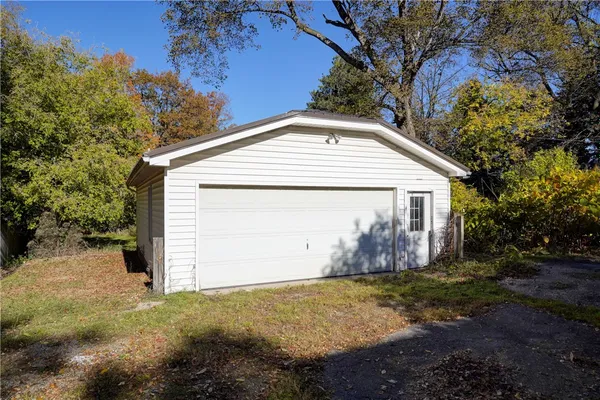 9 BROOK RD