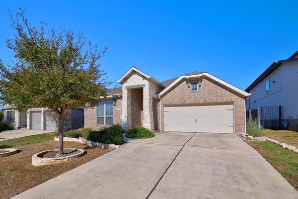 440 SATURNIA DR