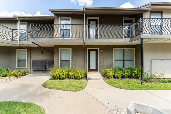 5836 BIRCHBROOK DR 136