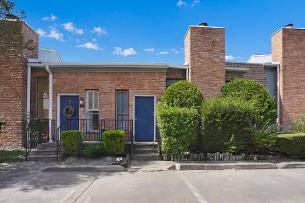 3200 S GESSNER RD 358