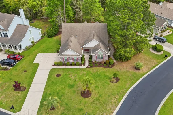 162 SUMMERLIGHT DR
