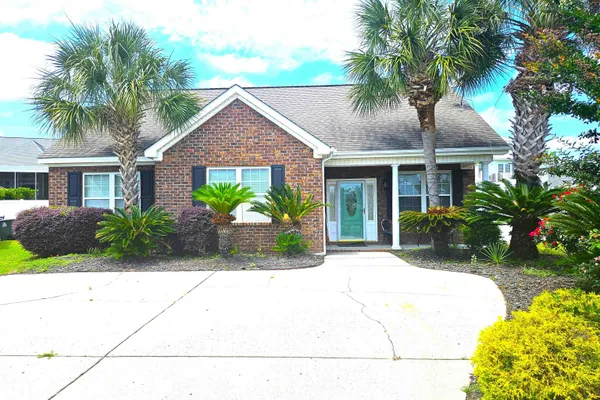 1028 CHERRY TREE LN