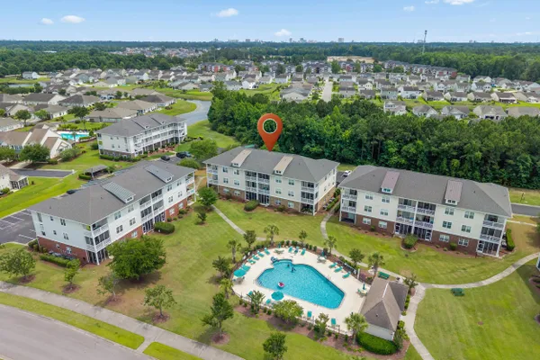 600 HEATHROW DR 1087