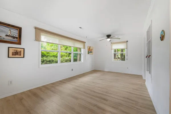 101 QUAIL HOLLOW RD