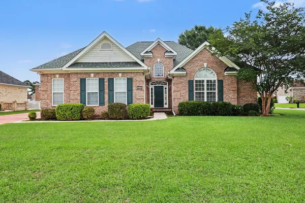 219 CYPRESS ESTATES DR