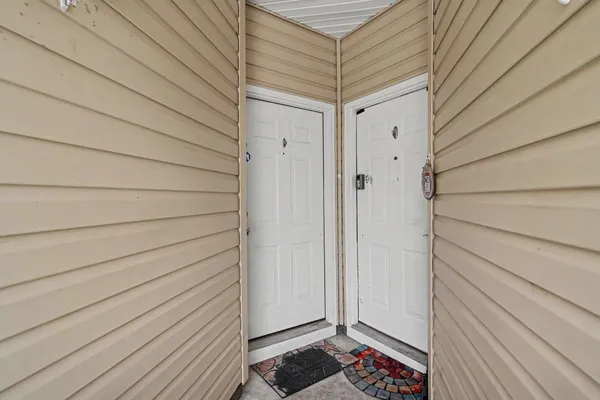 505 BEACH WALK PL 505
