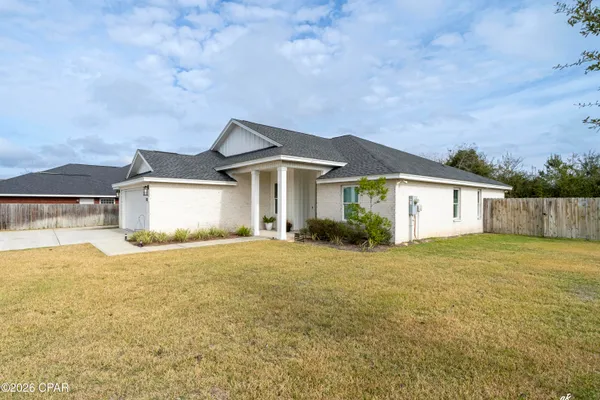103 LAKEVIEW TER