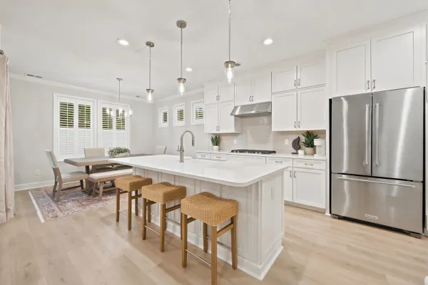 512 9TH AVE