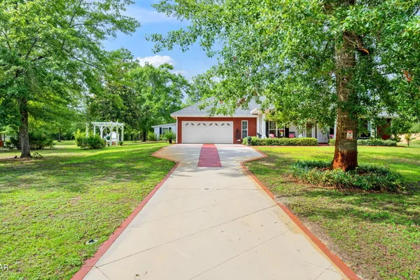 801 CLEMENT DR