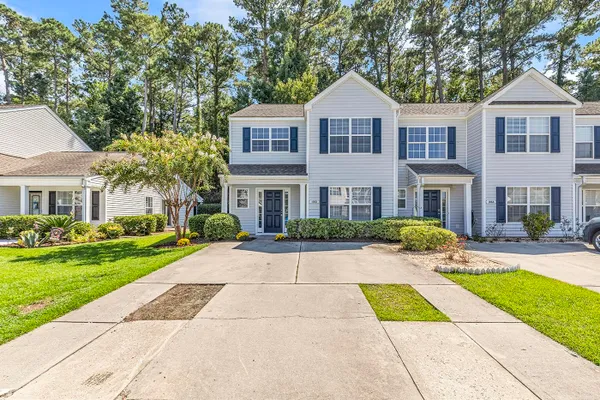 1068 HARVESTER CIR 1068