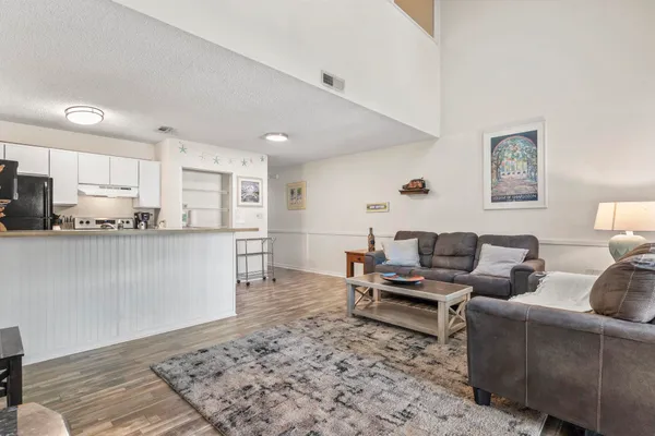 4438 LITTLE RIVER INN LN 306