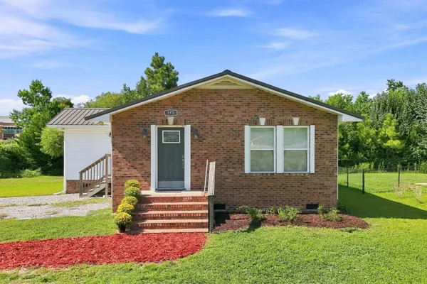 175 CYPRESS LN