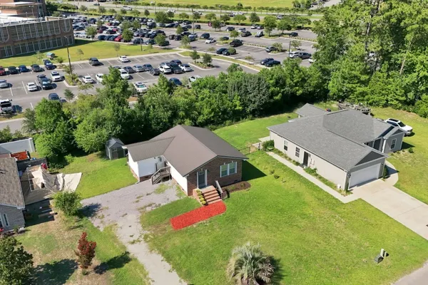 175 CYPRESS LN