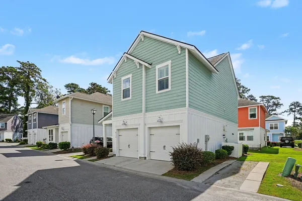 4736 SECLUSION LN