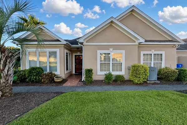 1459 SAINT THOMAS CIR F2