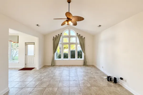 1459 SAINT THOMAS CIR F2