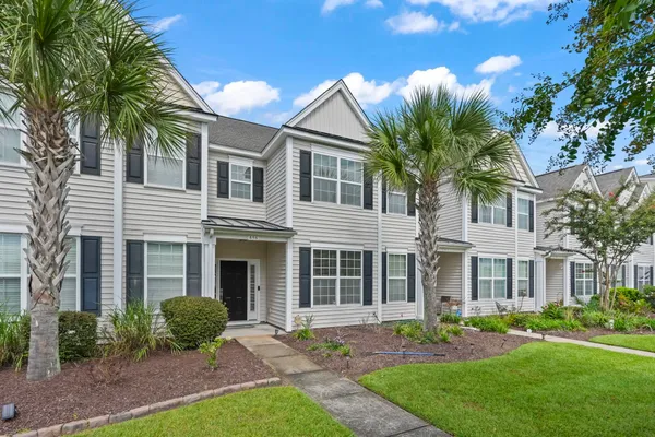 656 PISTOIA LN 304