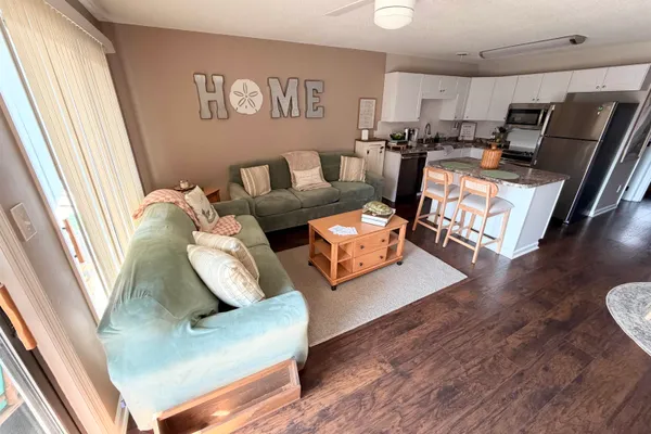 1881 COLONY DR 9G