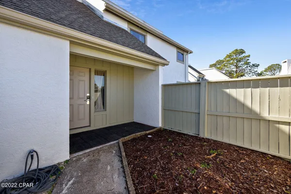 4300 BAY POINT RD 429