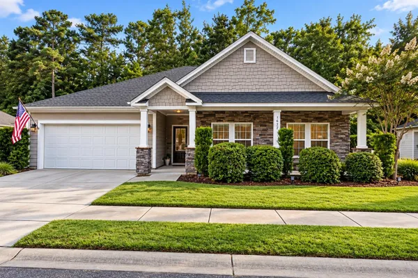 1672 EDGEWOOD DR
