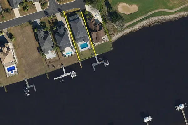 305 MESA GRANDE DR