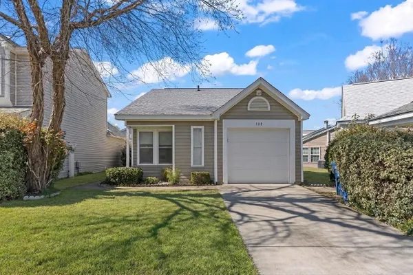 102 WHITEHAVEN CT
