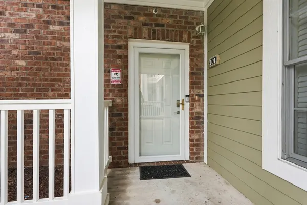 4821 LUSTER LEAF CIR 101