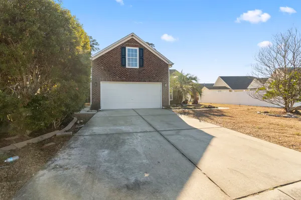 653 KINDRED DR