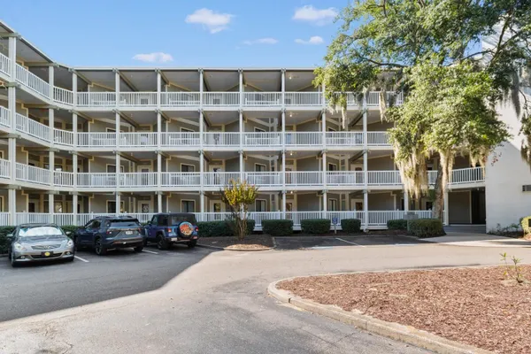 415 OCEAN CREEK DR 2208