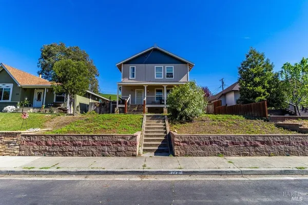 128 NORMAN AVE