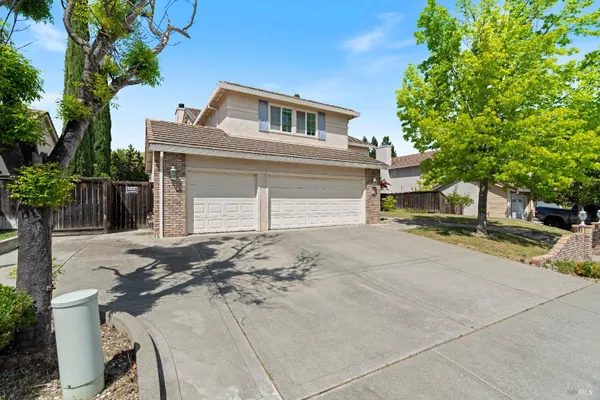 2266 PALMER CIR