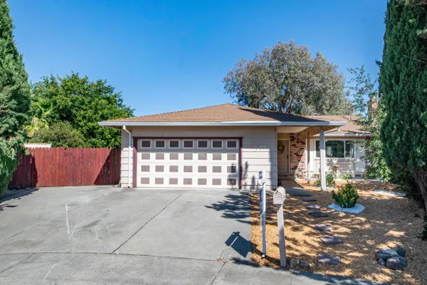 1355 MACDONALD CT