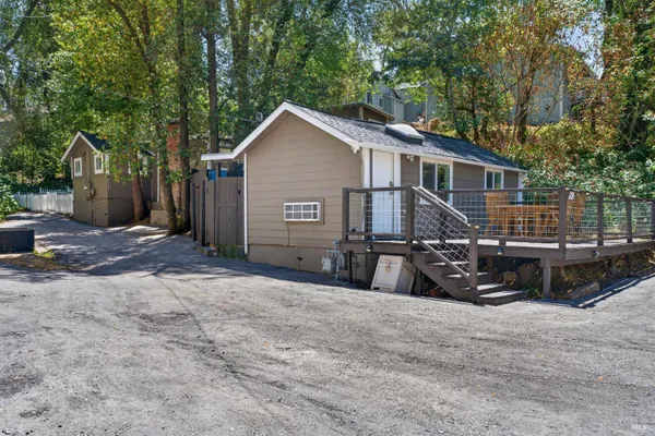 8645 MIRABEL RD