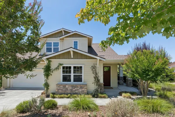 1039 BIRKDALE DR