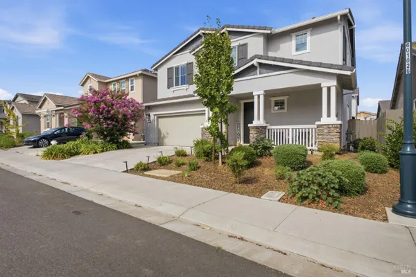 312 HIBISCUS ST