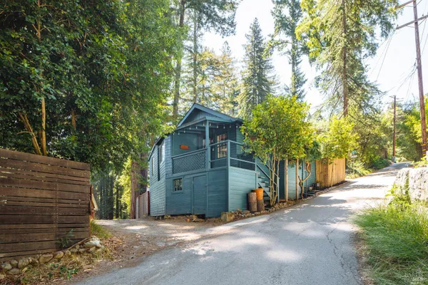 132 MADRONE AVE 178