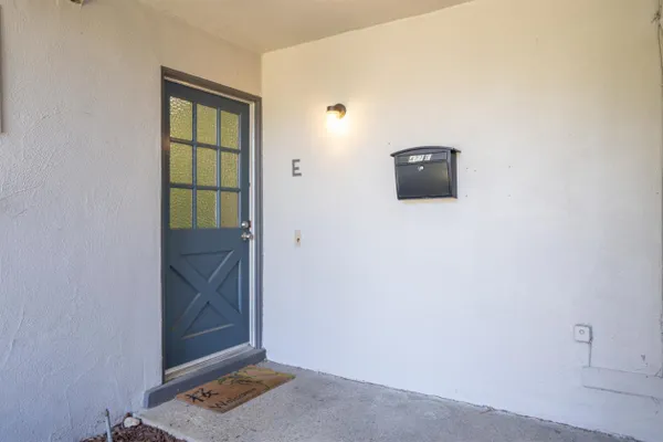 477 ALAMO CREEK CT E