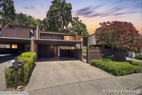 3148 VALLEY GREEN LN