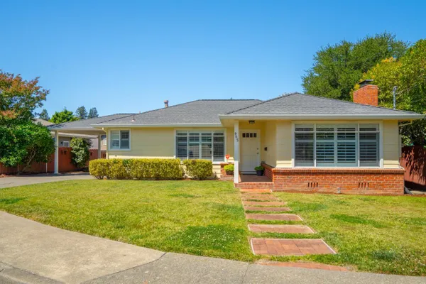 965 PHILLIPS AVE