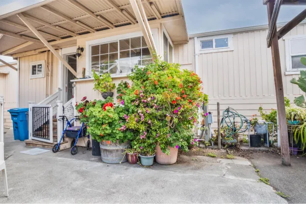 300 SAN MARCUS DR