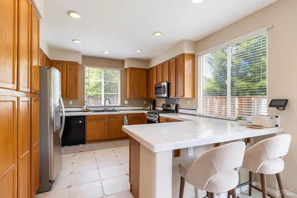4122 CEDAR CREEK CT