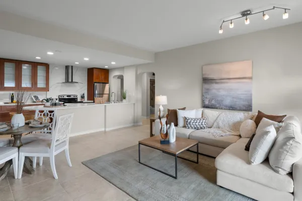 80 LINCOLN DR 1C