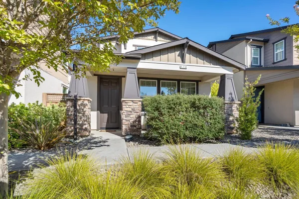 114 LAVENDER CIR