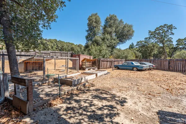 350 FORSYTHE DR