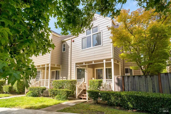 41 PARKVIEW CIR