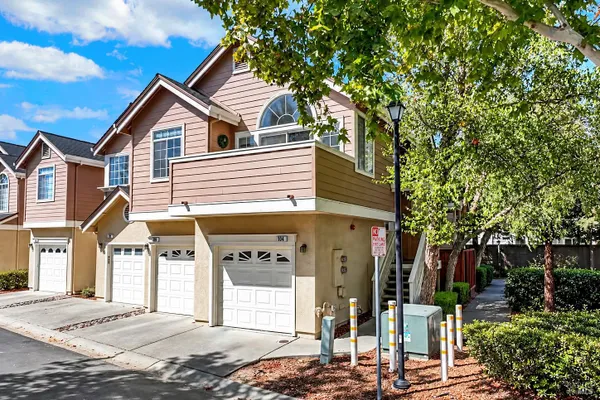 104 MANCHESTER DR 22