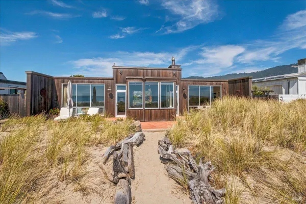 290 SEADRIFT RD